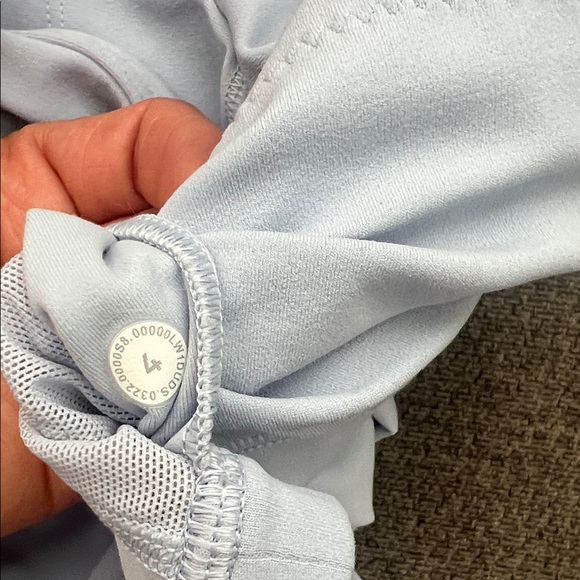 lululemon athletica Light Blue Crop Tank - Picture 5 of 5